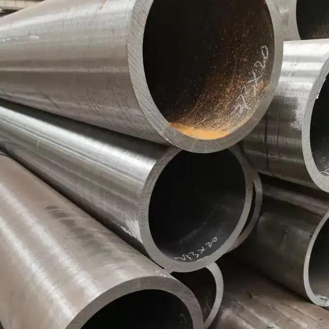 Magna Diameter Hot Rolled Seamless Steel Pipe