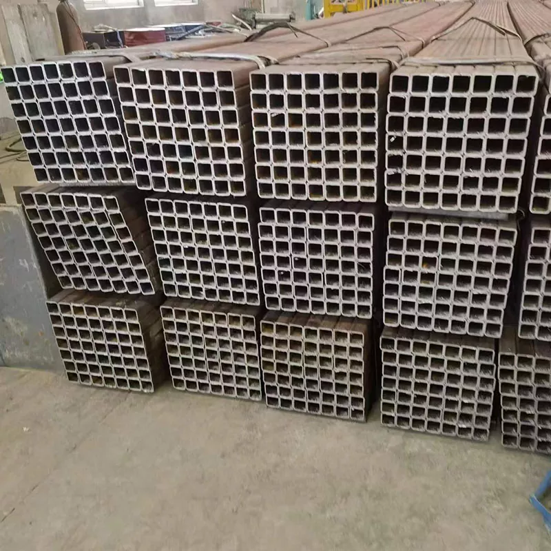 Crasso-Walled Tubus Rectangularis